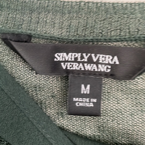 Simply Vera Wang two piece blouse - Picture 4 of 8